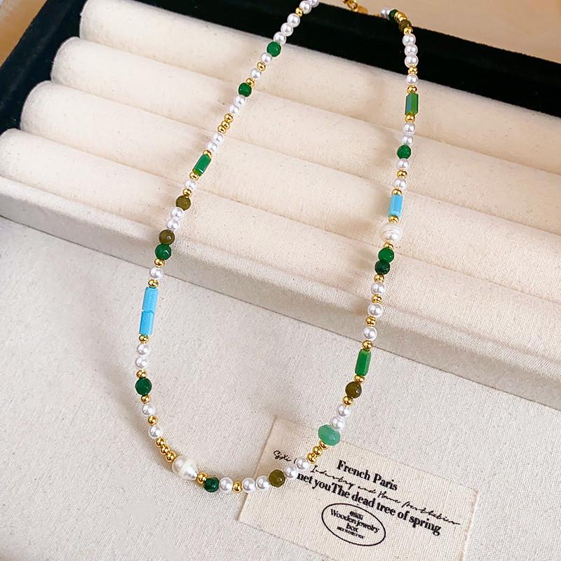 French Retro Pearl Beaded Necklace With Geometric Design For Elegant Women