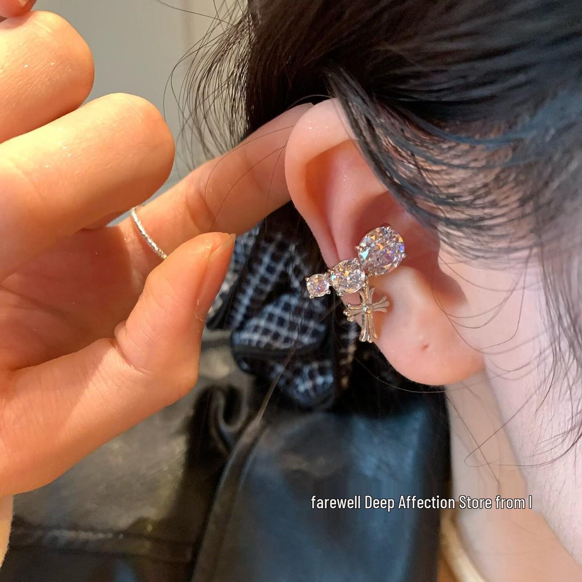 Zirconia Cross Ear Cuff: Personalized No-Piercing Clip for Women