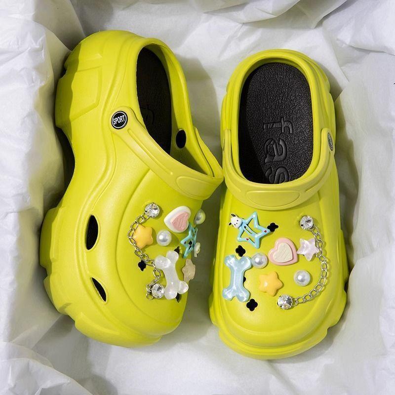 Zapatos de agujeros con suela gruesa para uso exterior de verano DIY dulce y fresco estilo Y2K estrella de cinco puntas elevador de bolsa zapatillas frescas