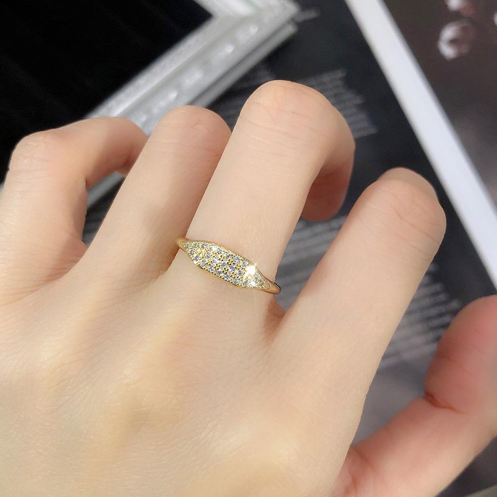 Trend Minimalist Stacking Ring For Women Dainty Zirconia Gold Color Crystal Finger Accessories for Female Jewelry Gift R737