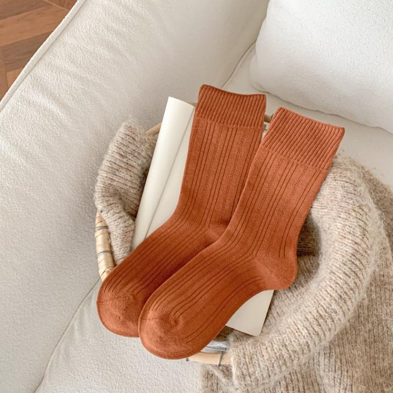 Striped High-end Solid Color Women's Socks, Mid-calf Socks, Simple and Basic Style, Versatile, High Slit, Anti-slip and Non-dropping Heels, Pile Socks