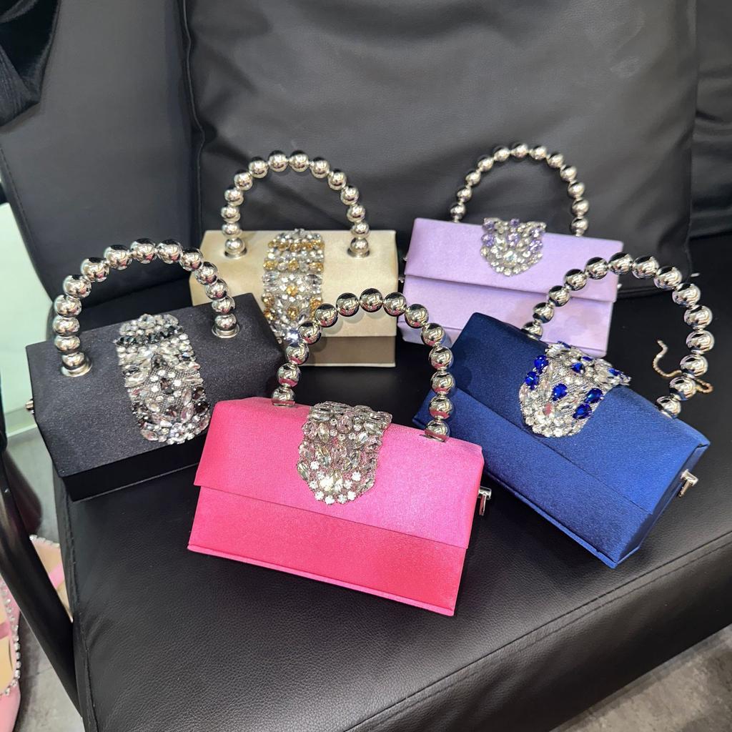 Shiny Diamond Square Bag Diamond Satin Pearl Gift Box Bag Handheld Messenger Bag Ladies Dinner Bag