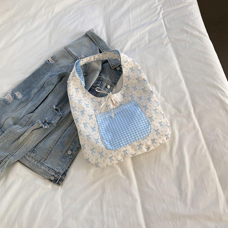 

Large-capacity floral bag women s new dual-purpose tote commuter bag simple contrasting underarm bag