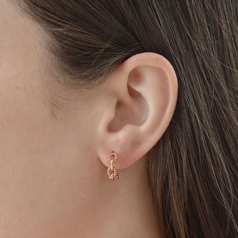 ELLE Jewelry 14K Twisted Clip One-Touch Earrings (Gold Pin) ELGPEE494