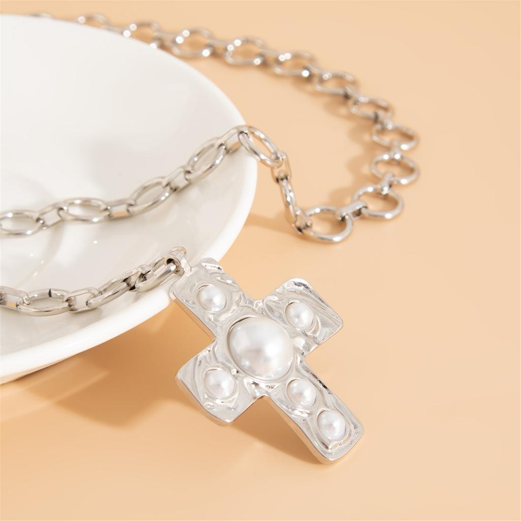 Stylowy Naszyjnik z Krzyżem Regulowana Długość Łańcuszek do Obojczyka Akcesoria Ręcznie robiona Biżuteria Statement na Imprezę