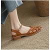 Sapatos Sandália Feminina Mulheres Meninas Bege Novo Verão Conforto Baixo Retrô Flat Tira Traseira Salto Quadrado Borracha PU Escândalos Sólido C