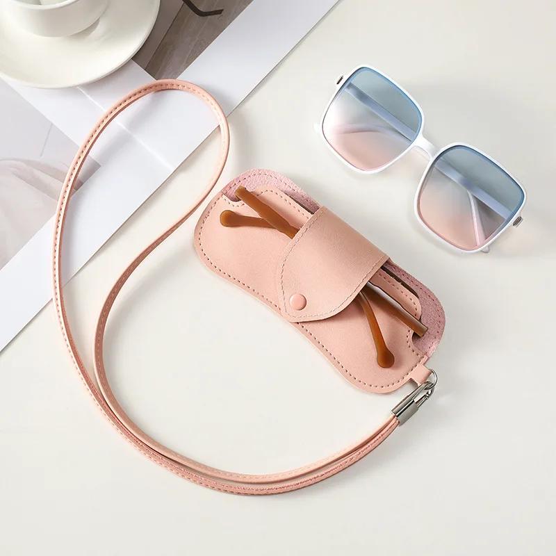 

Leisure Simplicity Portable Eyeglass Bag Convenient for Going Out PU Leather Neck-hanging Style Eyeglasses Protective Cover розовый
