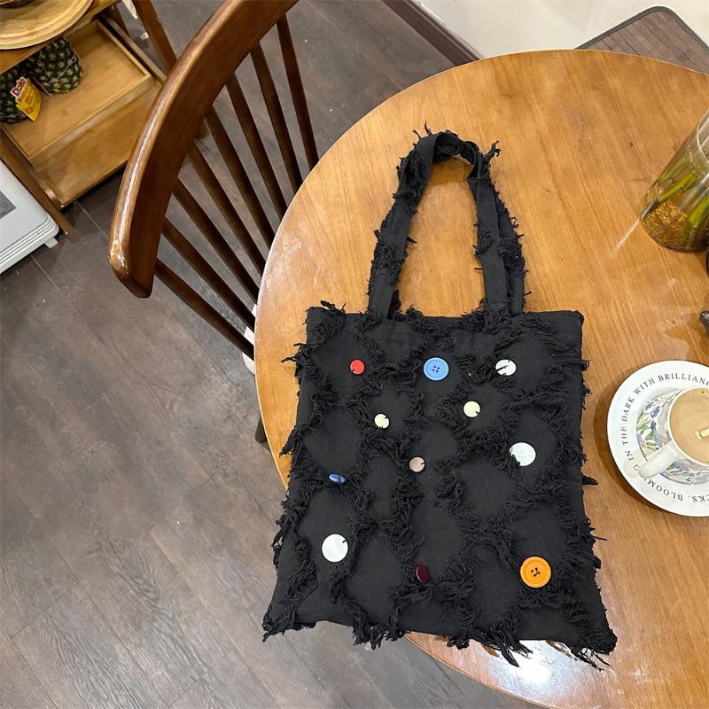 31 Autumn and Winter New Tassel Canvas Bag Shell Sequin Large Capacity Shoulder Bag Commuter Women's Bag