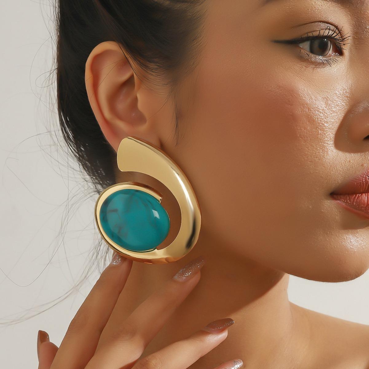 

Fashion trend girl earrings jewelry зелений