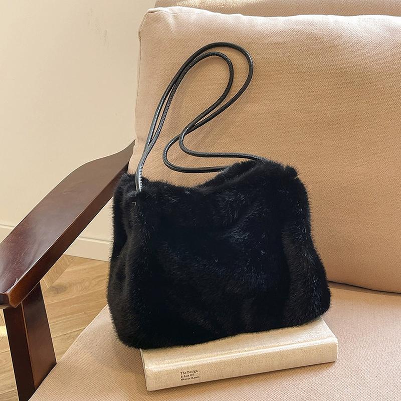 Women Fluffy Shoulder Bag Top-handle Bag Fashi Female Autumn Winter Handbag Soft Plush Versatile Shopping Tote