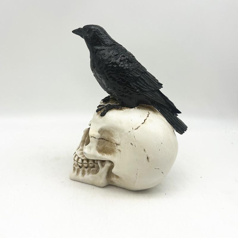 Halloween crow ghost head ornaments Halloween ghost skull party garden resin craftsman