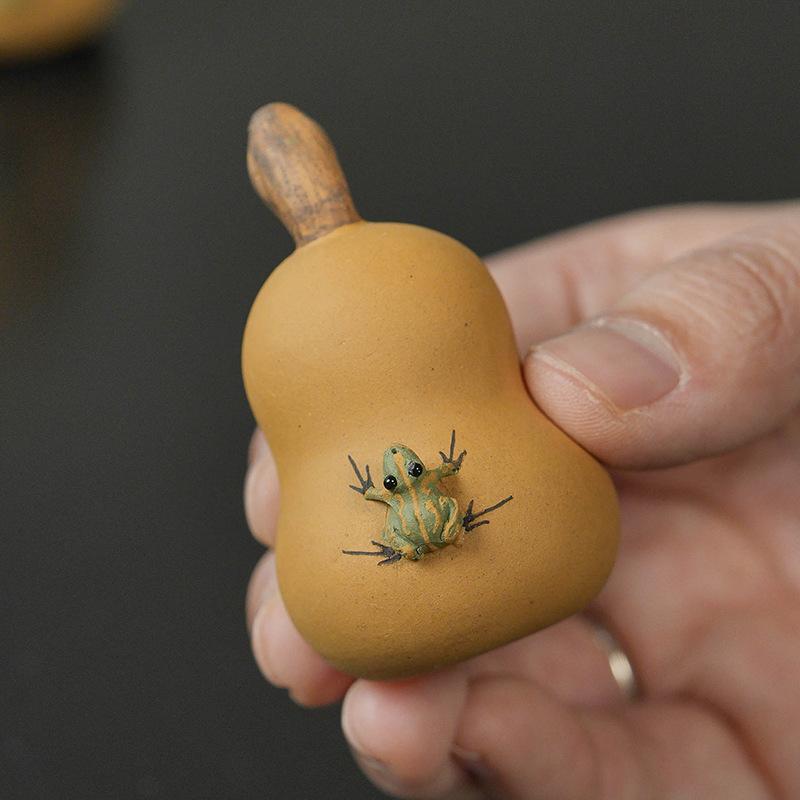 

Water Spray Tea Pet Gourd Frog Ornaments Can Be Raised Creative Handmade Tea Play Fulu Tea Pet