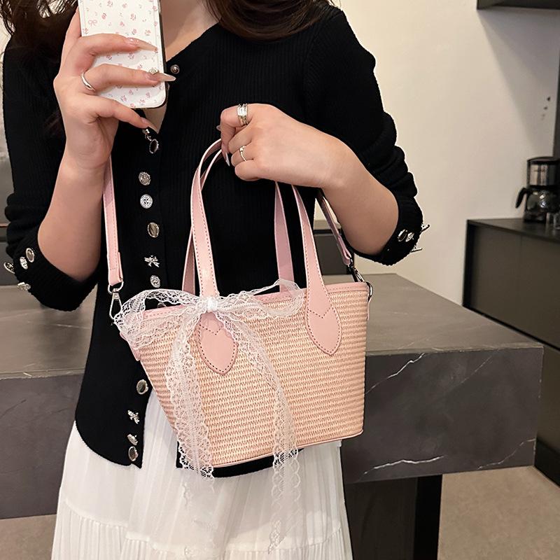 

Корейская версия повседневной сумки-ведра большой вместимости 2025 новая модная сумка-корзина для овощей модная одноплечевая сумка для поездок на работу и учебу через плечо розовый