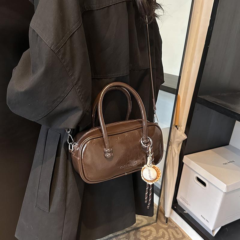Ielgy Premium Texture Retro Portable Autumn Winter All-Match Pillow Bag Commuter Shoulder Messenger Bag