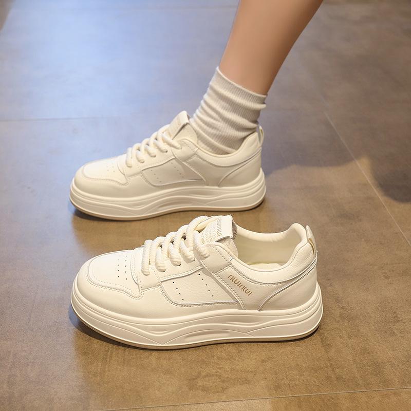 Thick-soled heightening versatile casual board shoes 2025 new autumn models popular women's lightweight soft-soled white shoes are not tired