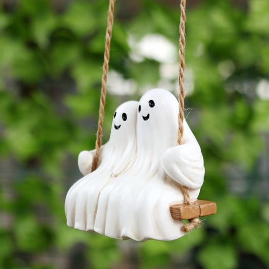 Swing Ghost Couple Figurine Halloween Ghost Hanging Decoration Resin White Ghost Couple Ornament for Indoor Outdoor Garden Patio Porch Decor