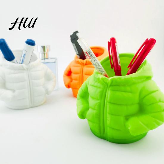 Puffy Jacket Design Cartoon Puffer Pen Holder, Cute Desk Organizer, Novelty Marker Storage Container Pencil for Markers Stationery And Desktop
