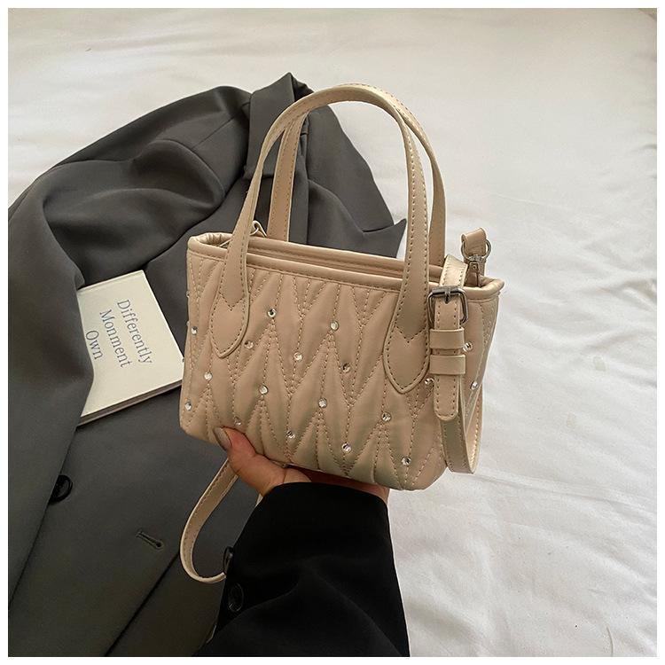 Xiaoxiangfeng Rhombus Handbag Women's 2025 New Trendy Fashion Bucket Bag Versatile Shoulder Bag Crossbody Bag