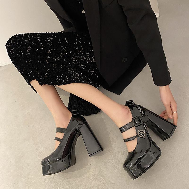 Fashion Women's Thick Heel Shoes Winter New Round Head Shallow Mouth Metal Chain Thick Sole Anti-slip Wear-resistant High Heels