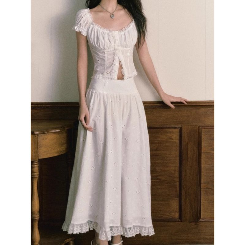 Bai Zhi Jasmine French style Palace Style Temperament Design Sense Gentle Atmosphere Sense Top + Lace Skirt Two-piece Set