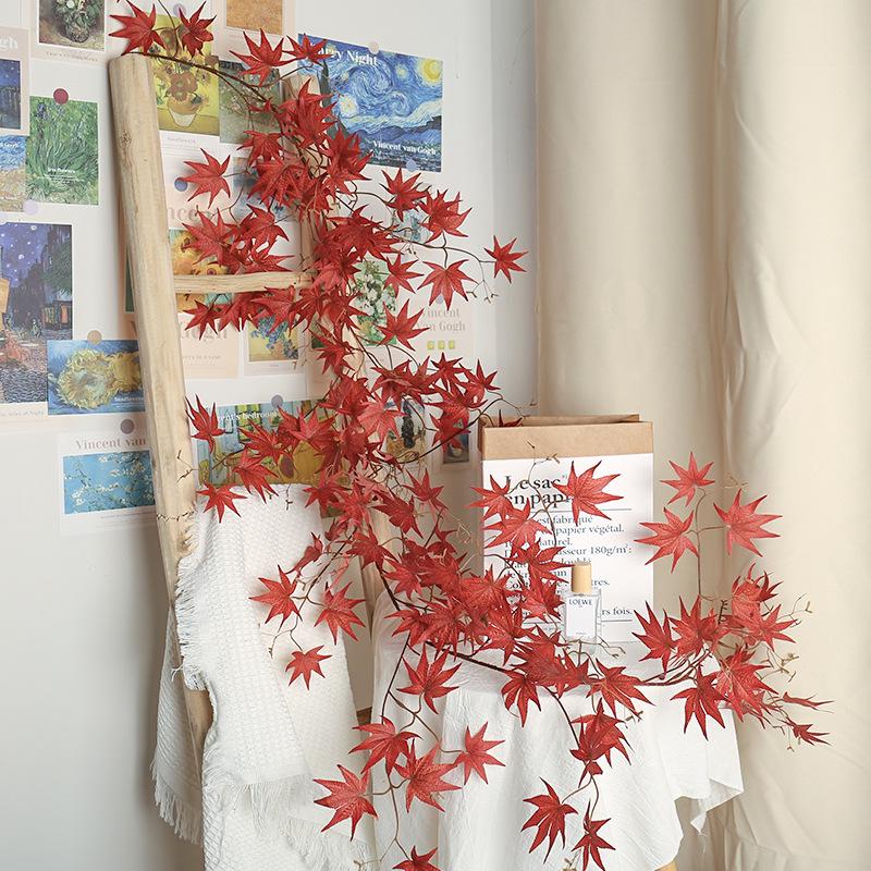 Artificial Maple Leaf Vine with Faux Chicken Claw & Flower Decorations for Water Pipe Wrapping