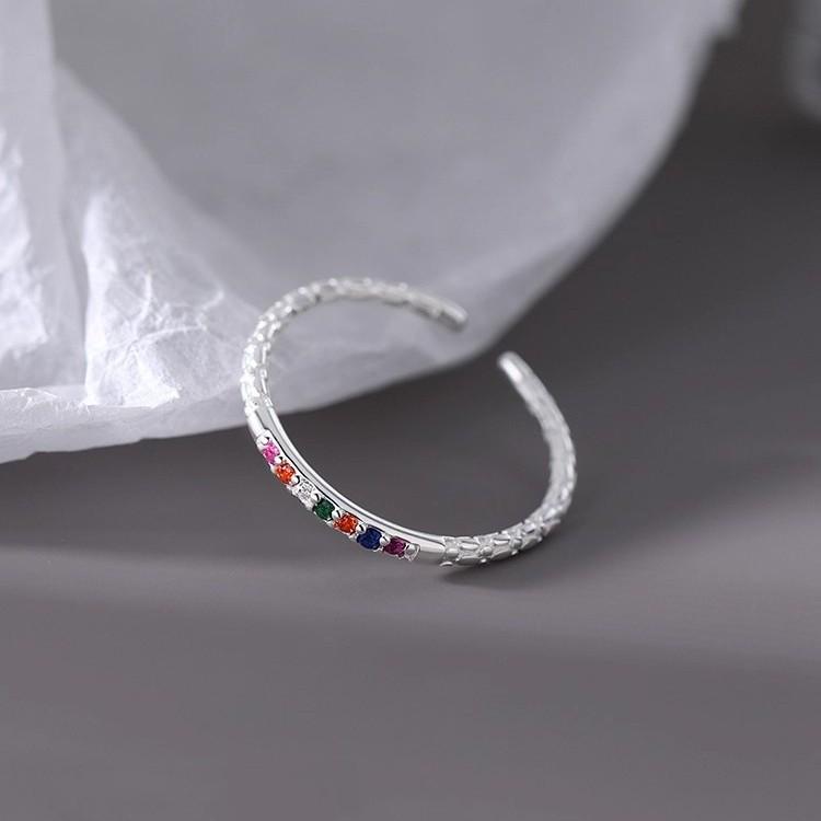 Elegant Rainbow Geometric Diamond Band Ring - Versatile & Chic for Women