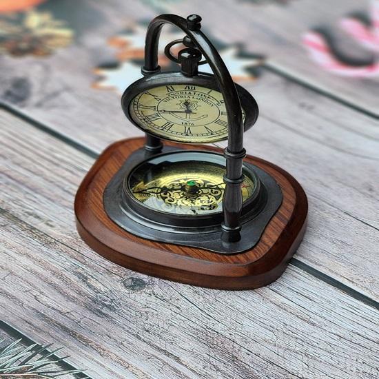 17.78 Cm Retro Table Clock with Nautical Compass, Christmas Present, Anniversary Gift, Keepsake, Tabletop Décor