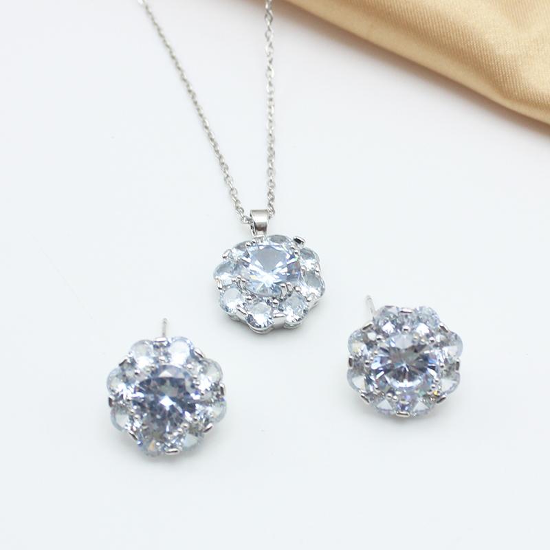 Edelstahlkette 3D Doppellagig Blaue Zirkonia Blume Anhänger Halsketten Ohrringe Zirkon Set für Damen Schlüsselbein Halsband Geschenk