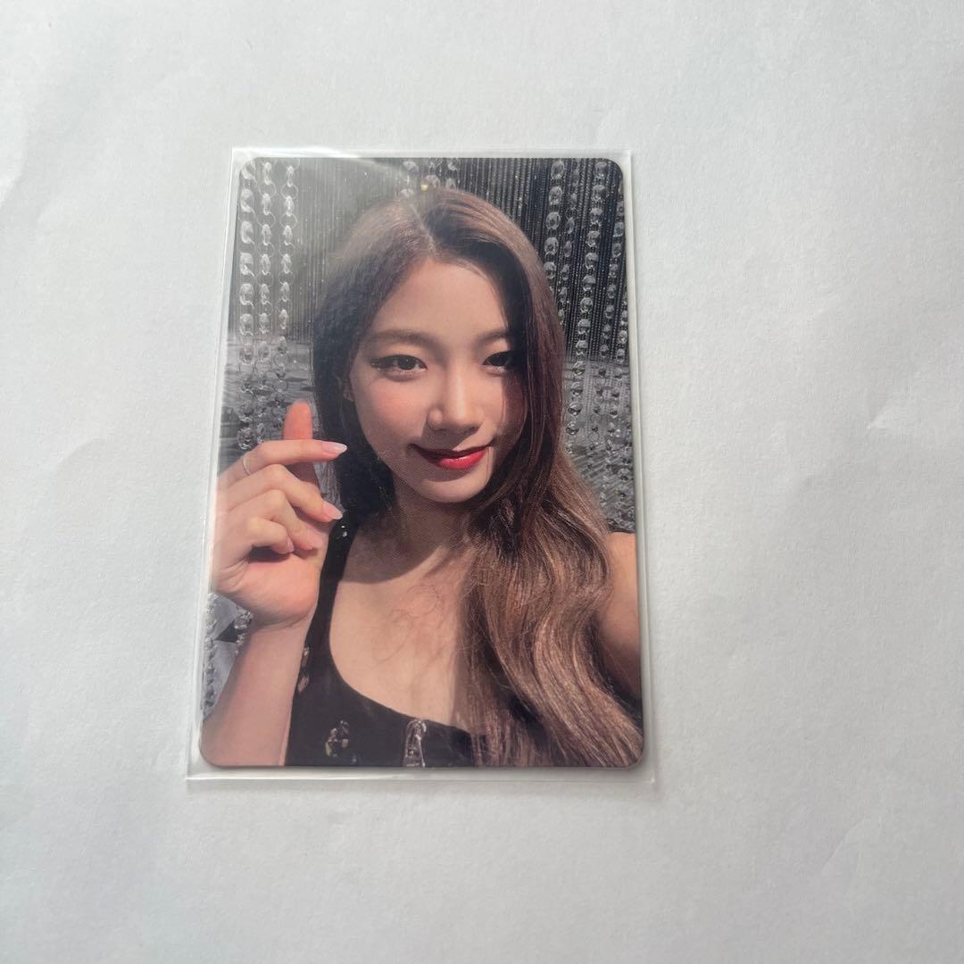 

[USED] Limited price until the 16th LESSERAFIM FEARLESS Kazuha