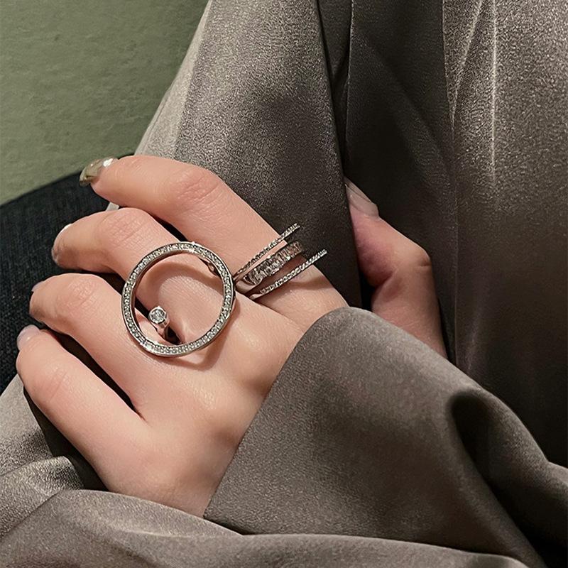 Geometric Ring Three-Dimensional Shiny Circle Ring Personality Temperament Zir*****Pen Ring Fashion Cold Wind Advanced