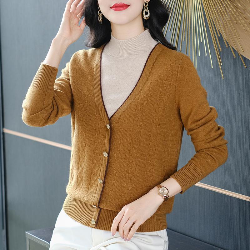 2025 Autumn Women's Slimming V-neck Woolen Sweater - Solid Color Knitwear Pullover