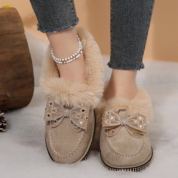 2025 waterproof and non-slip, for bad weather, fashionable snow boots, a must-have for winter travel! Sleeve