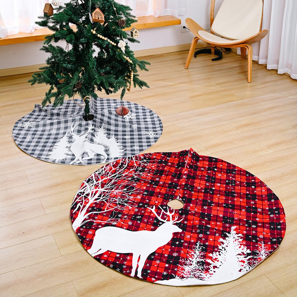 Festive Christmas Tree Skirt With Red Checkered Reindeer Design For Holiday Decor