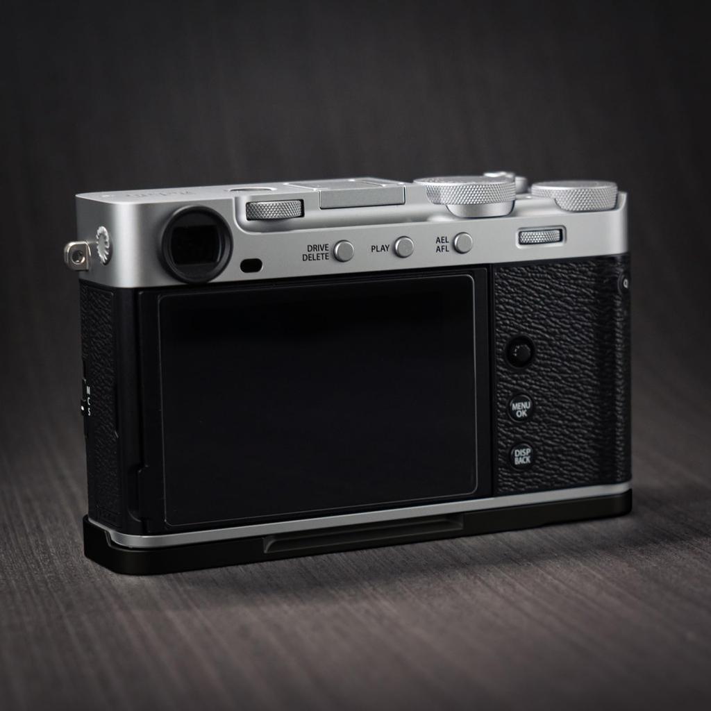 Iborrys Uchwyt do aparatu dla FUJIFILM Dedykowany Szybkozłączka Stop Aluminium Aparat Oryginalny Wzór Retro Aluminium X-E5, Płytka w kształcie litery L, Uchwyt, Antypoślizgowy