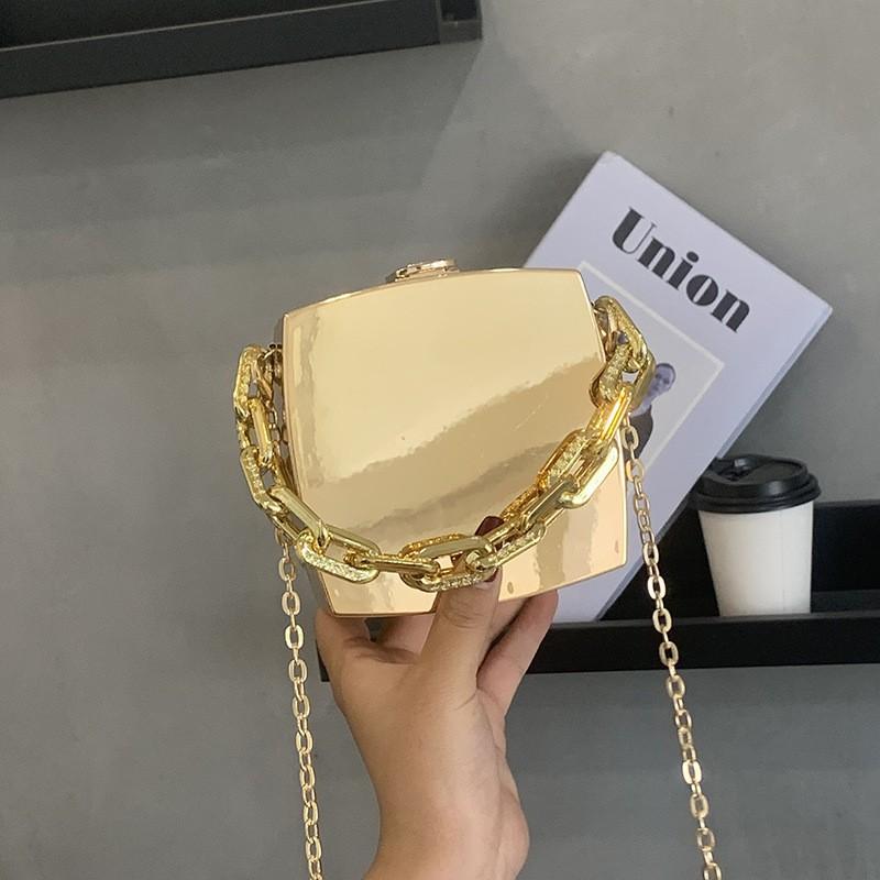 

Hot Acrylic Box Small Bag Women s Shiny Chain Cross-body Fashionable Lipstick золотистый
