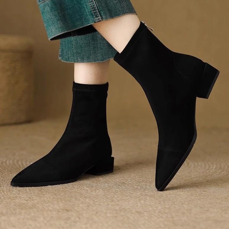 Winter new retro thick heel pointed Martin boots women's soft sole velvet warm middle-aged mother cotton boots