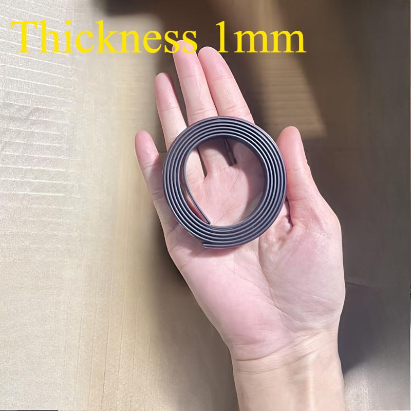 

Super adhesive magnetic tape - a flexible and durable rubber strip used for crafts, refrigerators, and dry wipes 1M