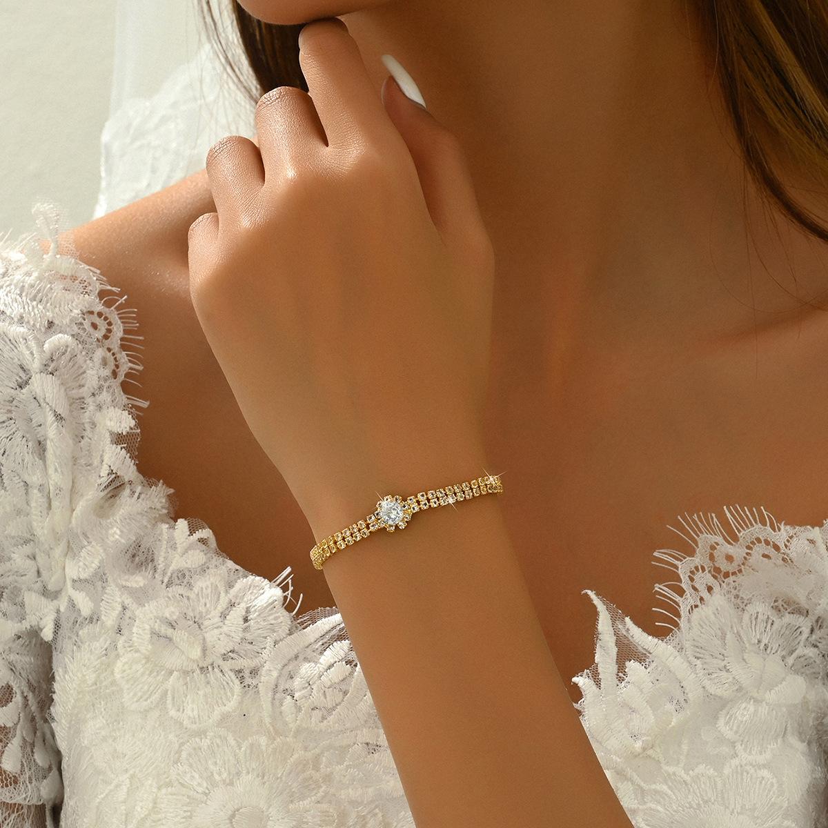 Новый Нигерия Дубай Набор украшений Невеста Ожерелье Браслет Серьги Кольцо Набор из четырех предметов