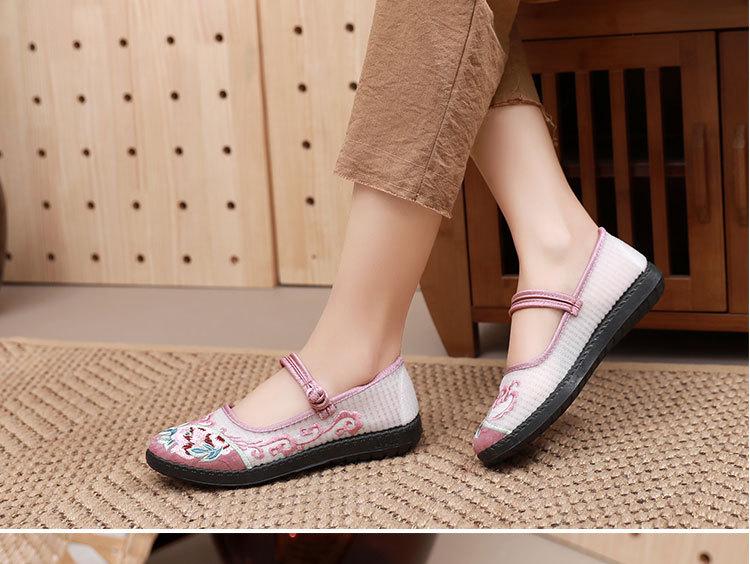 2025 Spring Women's Anti-Slip Mesh Shoes - Soft Sole Casual for Moms & Grandmas