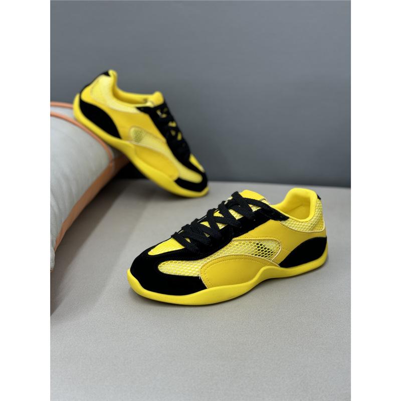 Zapatillas deportivas nuevas y cómodas transpirables y cómodas dnh
