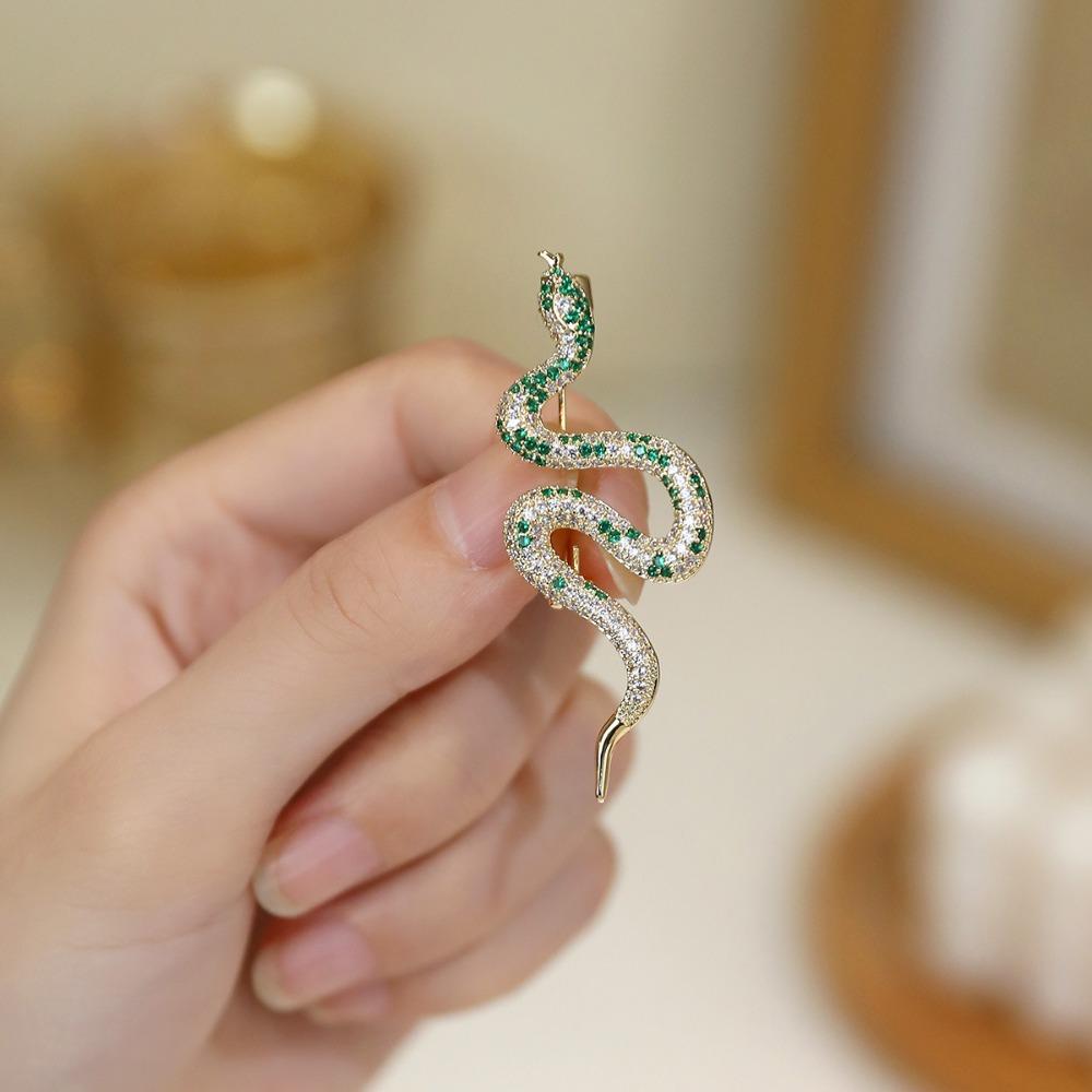 Minimalist Rhinestone Collar Pins Sparkling Snake Lapel Pin Elegant Zodiac Snake Brooch  Party