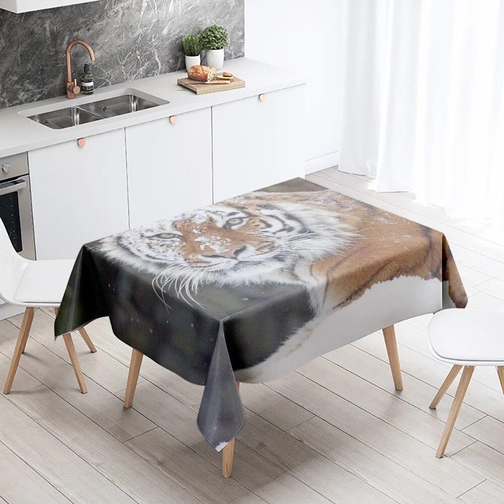 Față de masă cu animale din junglă tigru