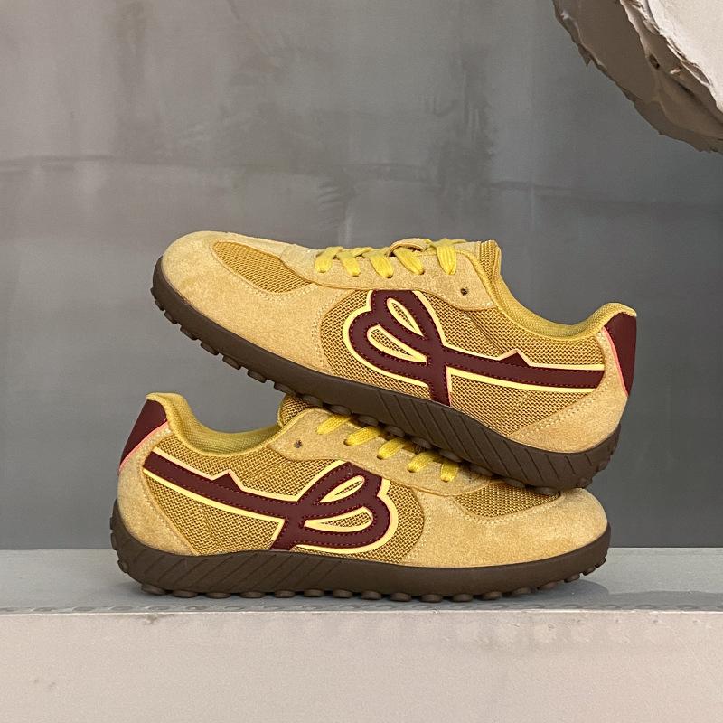 Korean version 2025 summer lightweight retro Forrest Gump board shoes women's sand gray mesh breathable casual sports training shoes