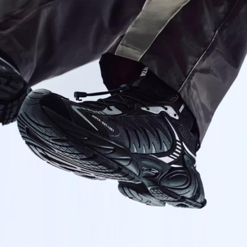 Anta Star Moon 2 TPU Cushioning Slip Resistant Abrasion Resistant Low top Chunky Sneakers Men's Black Sneakers 912438811-2