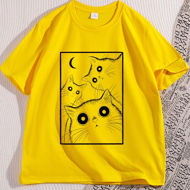 Vintage Black Cat Moon Tshirt Funny Cats Crewneck Retro Kitten  T Shirt Gothic Witchy Cat Lover Tshirt Streetwear Clothing