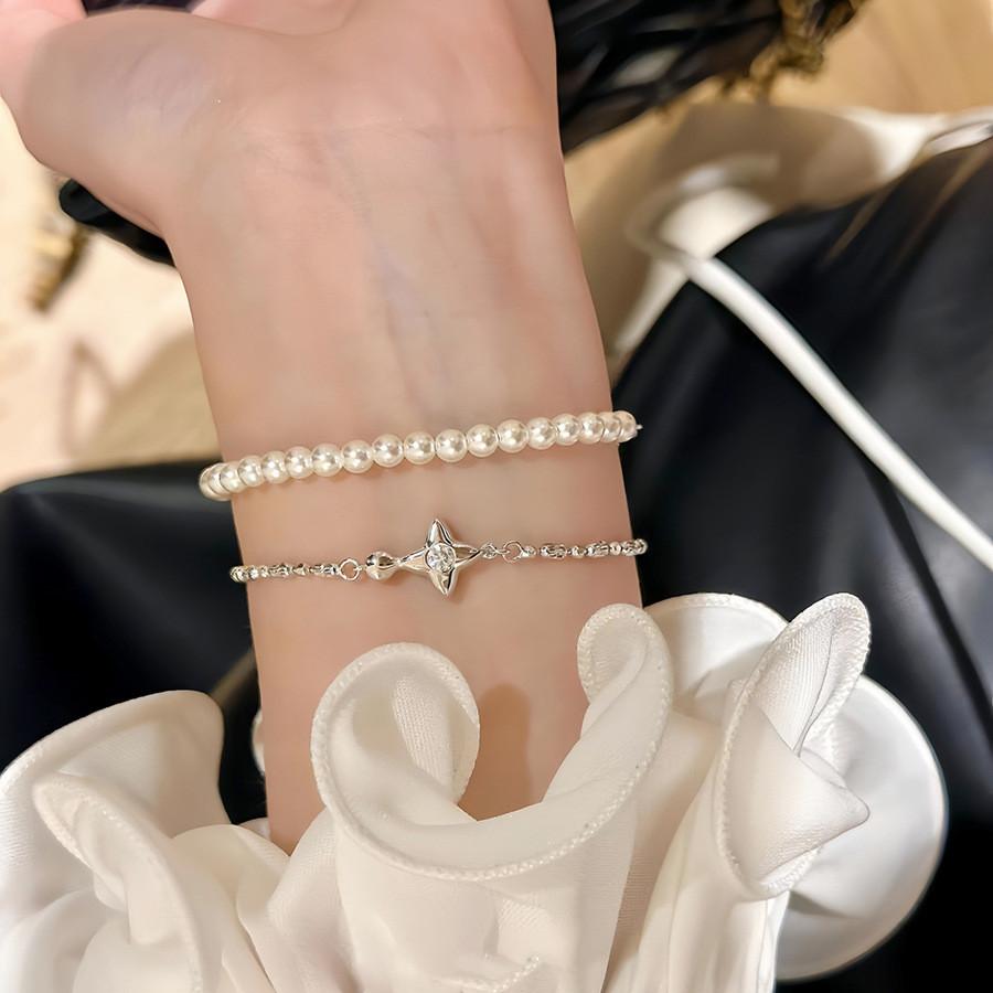Zircon Star Shape Bracelet For Women With Geometric Design And Floral Elements For Gift Giving
