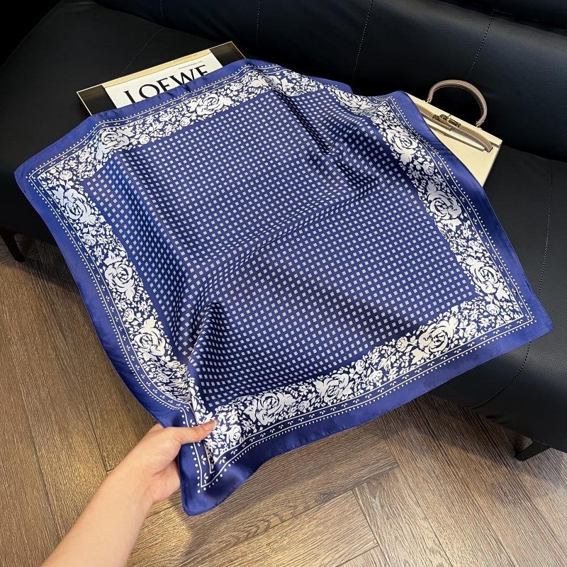 New silk scarf women's fashion versatile high-end small square scarf Korean version neck protection scarf spring and autumn retro scarf binding bag