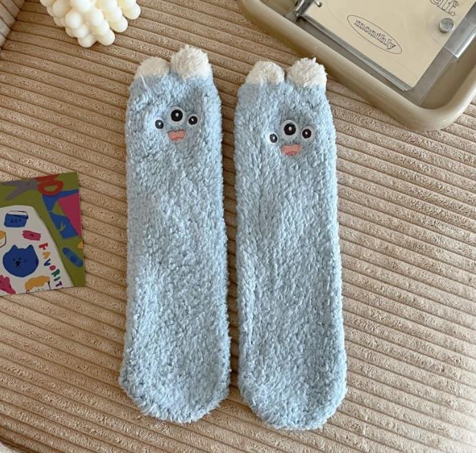 Women's Warm Solid Color Floor Socks Non Slip Plush Knitted Coral Fleece Socks No Show Socks kawaii cute men