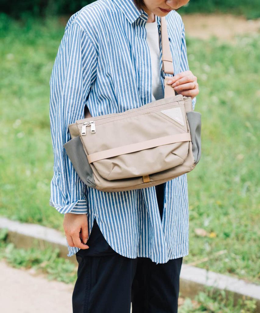 Nakota CIE FLOW MINI a crossbody bag with and waterproof perfect for men and and One size fits Coyote SHOULDER, water-repellent construction, women,