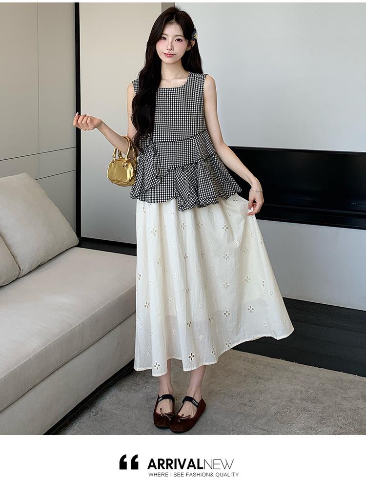 2026 Summer Plaid Sleeveless Maternity Top & Apricot Hollow-Out Skirt Set